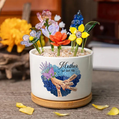 Personalized Large Lavender Plant Pot-Personalized Mom Holding Hands|Best Mother's Day Gift– Timeless Gift for Every Home