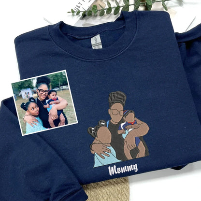 Custom Embroidered Photo Portrait T-shirt Hoodie For Mom - Unique Mother's Day Gift