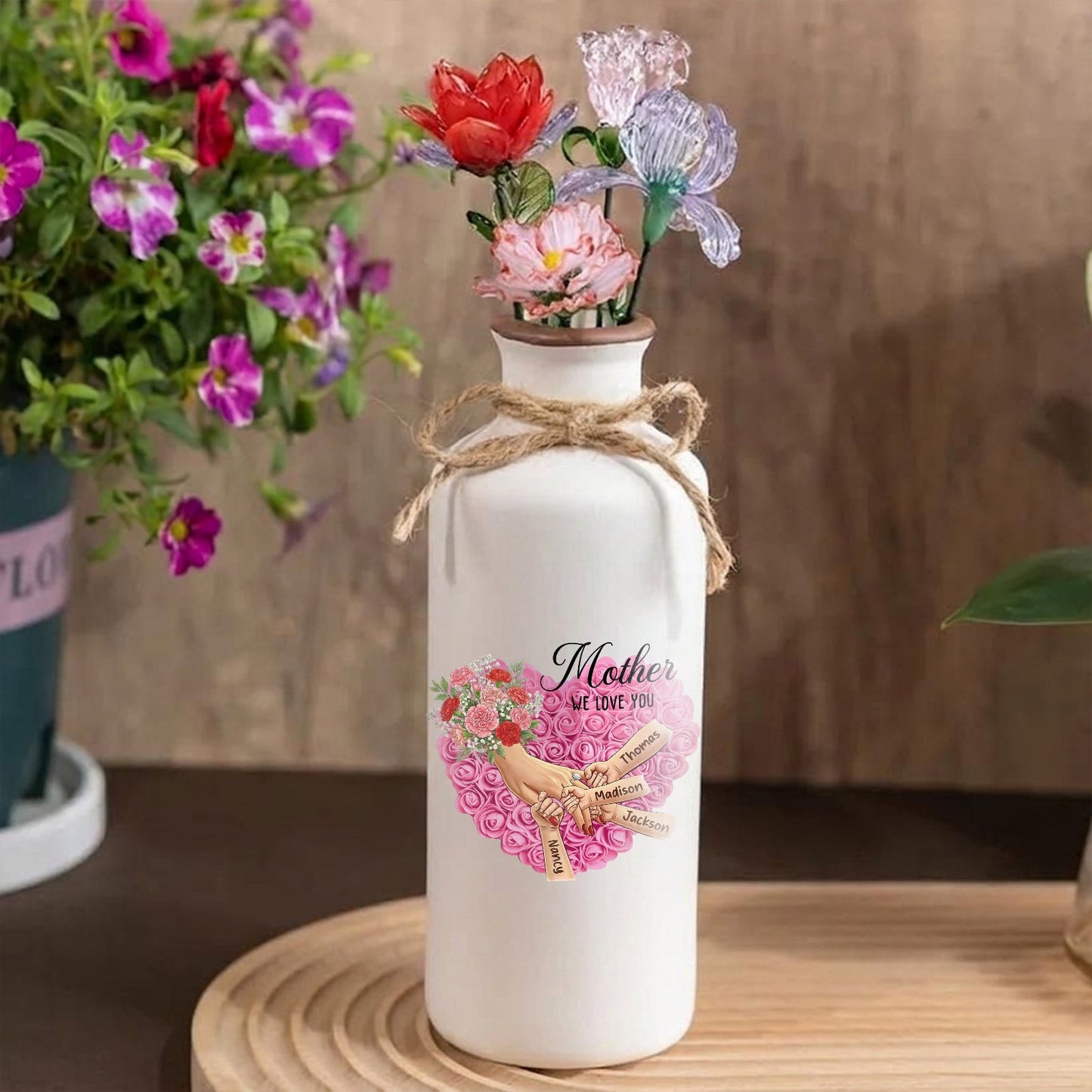 Personalized "Carnation" Vase-Personalized Mother Holding Hands|Best Mother's Day Gift– Timeless Gift for Every Home