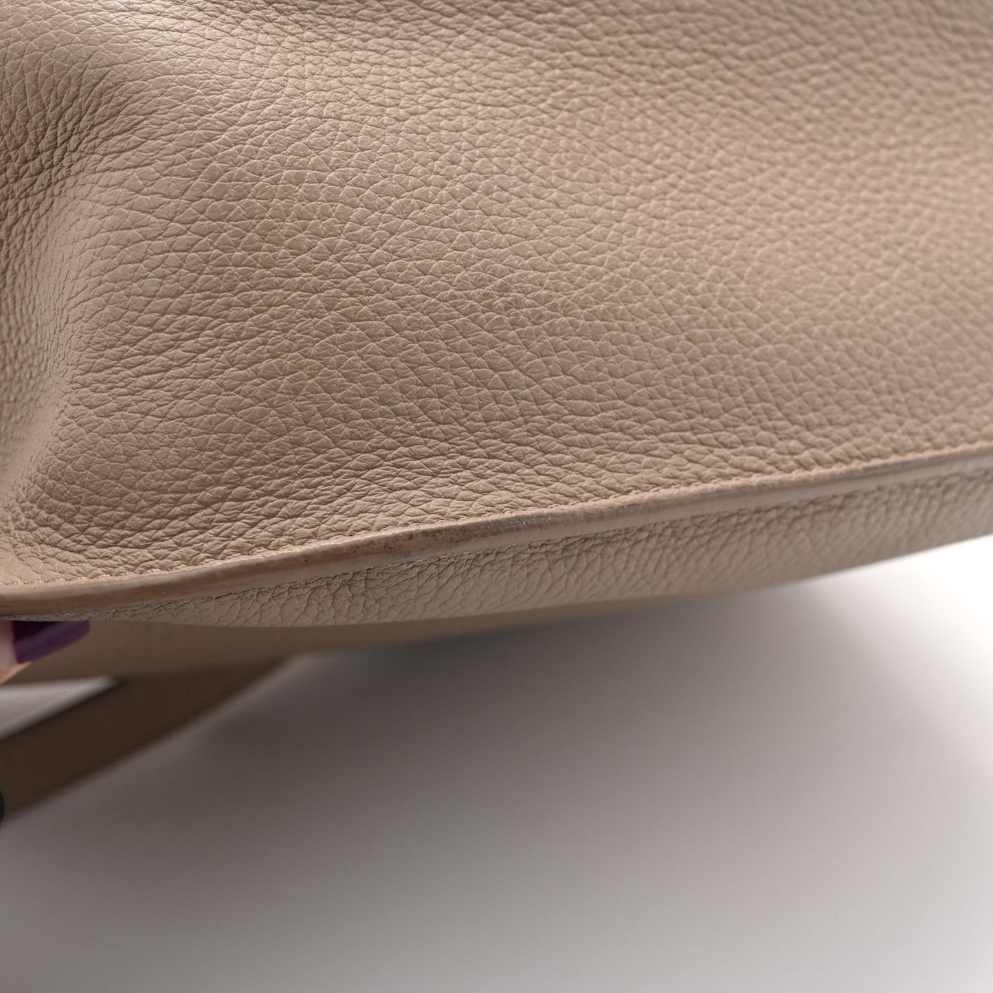 Grained Calfskin Hunting Bag II Stone
