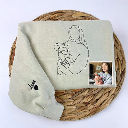 Custom Embroidered Photo Portrait T-shirt Hoodie For Mom - Unique Mother's Day Gift