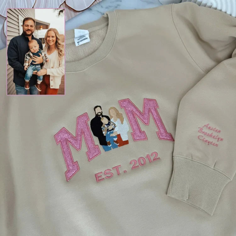 Customize Mom's Glitter Sweatshirt With Photo To Show Her Love