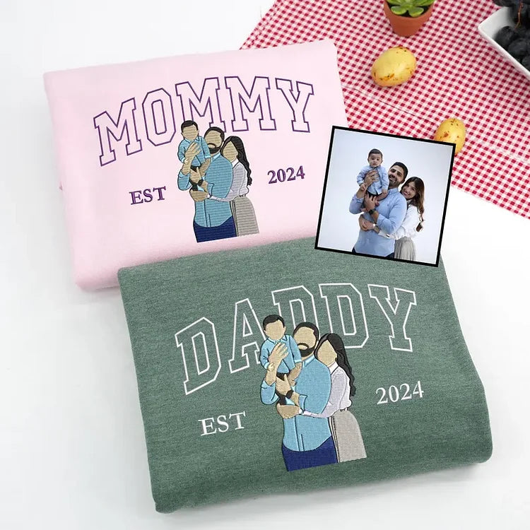 Custom Embroidered Sweatshirt with Mama and Kids Portrait | Mother's Day Gift