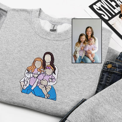 Custom Embroidered Photo Portrait T-shirt Hoodie For Mom - Unique Mother's Day Gift